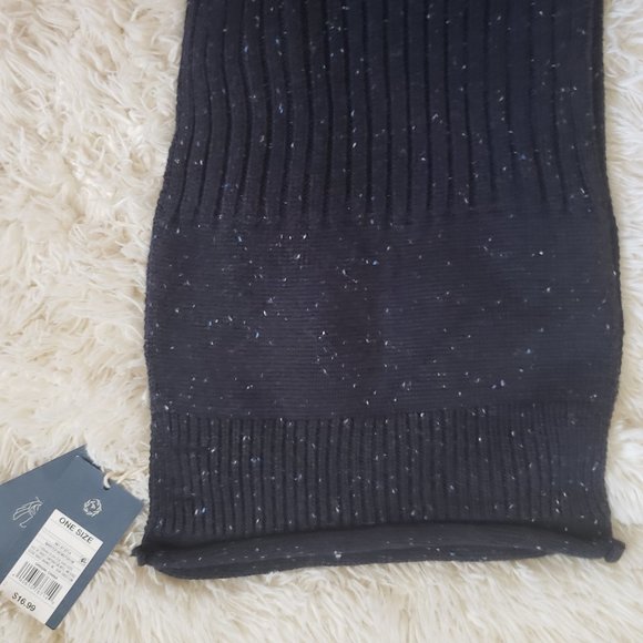 Universal Thread Goods Co Oblong Black Scarf - Picture 4 of 8